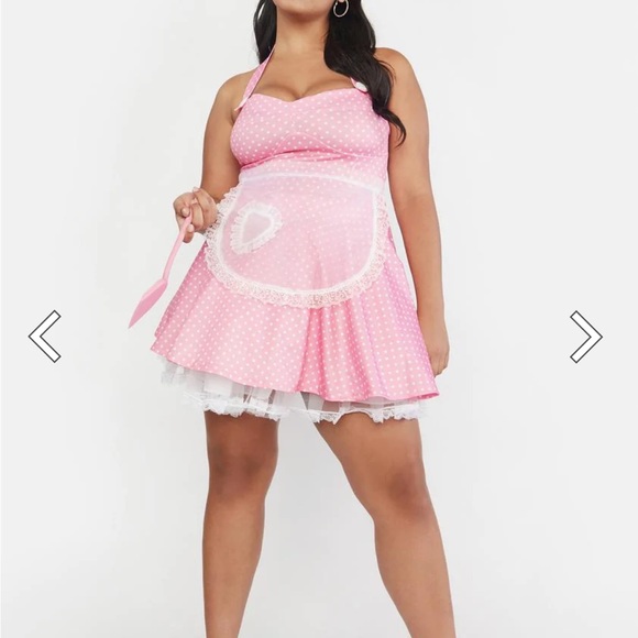 Pink housewife costume from Dolls Kill - Picture 5 of 6